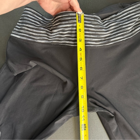 Xersion Activewear Leggings Women's Size L Stretch Black Sheer Cutout Accent - Picture 11 of 14